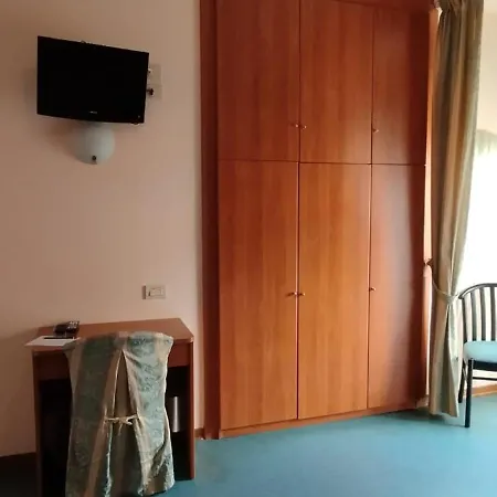 Acerboli ريميني